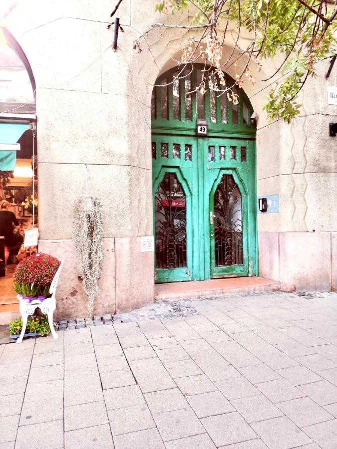 La Roberta Apartamento Budapeste Exterior foto